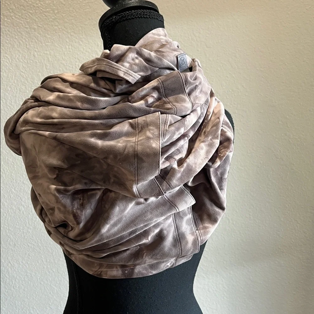 Lululemon Womens Athletica Vinyasa Scarf Customizable Snap Scarf workout Outdoor